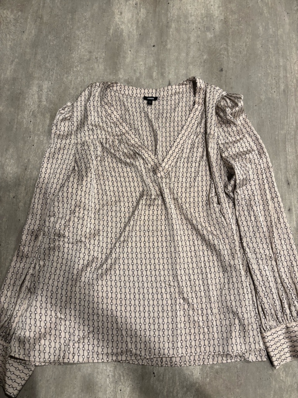 Express Cream Blouse with Navy Chain Pattern